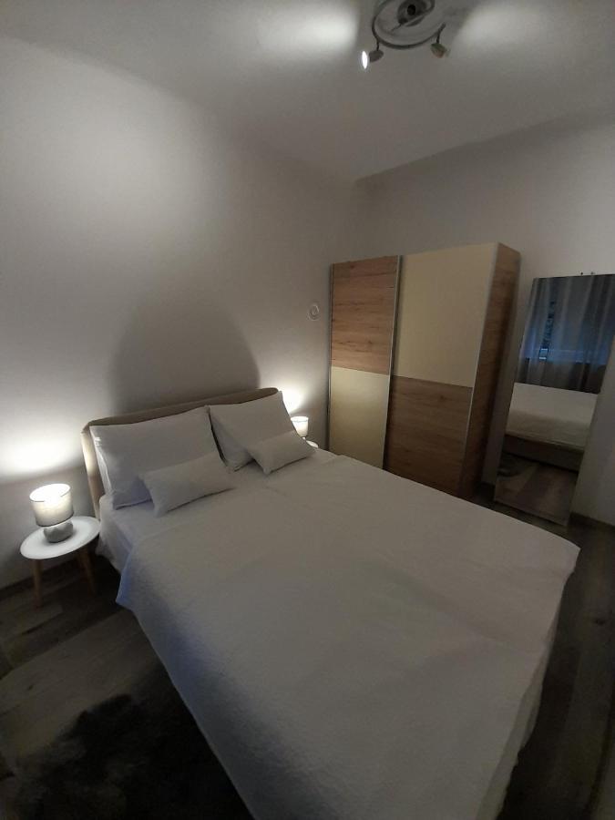 Studio Apartman Lena Rijeka Exterior photo